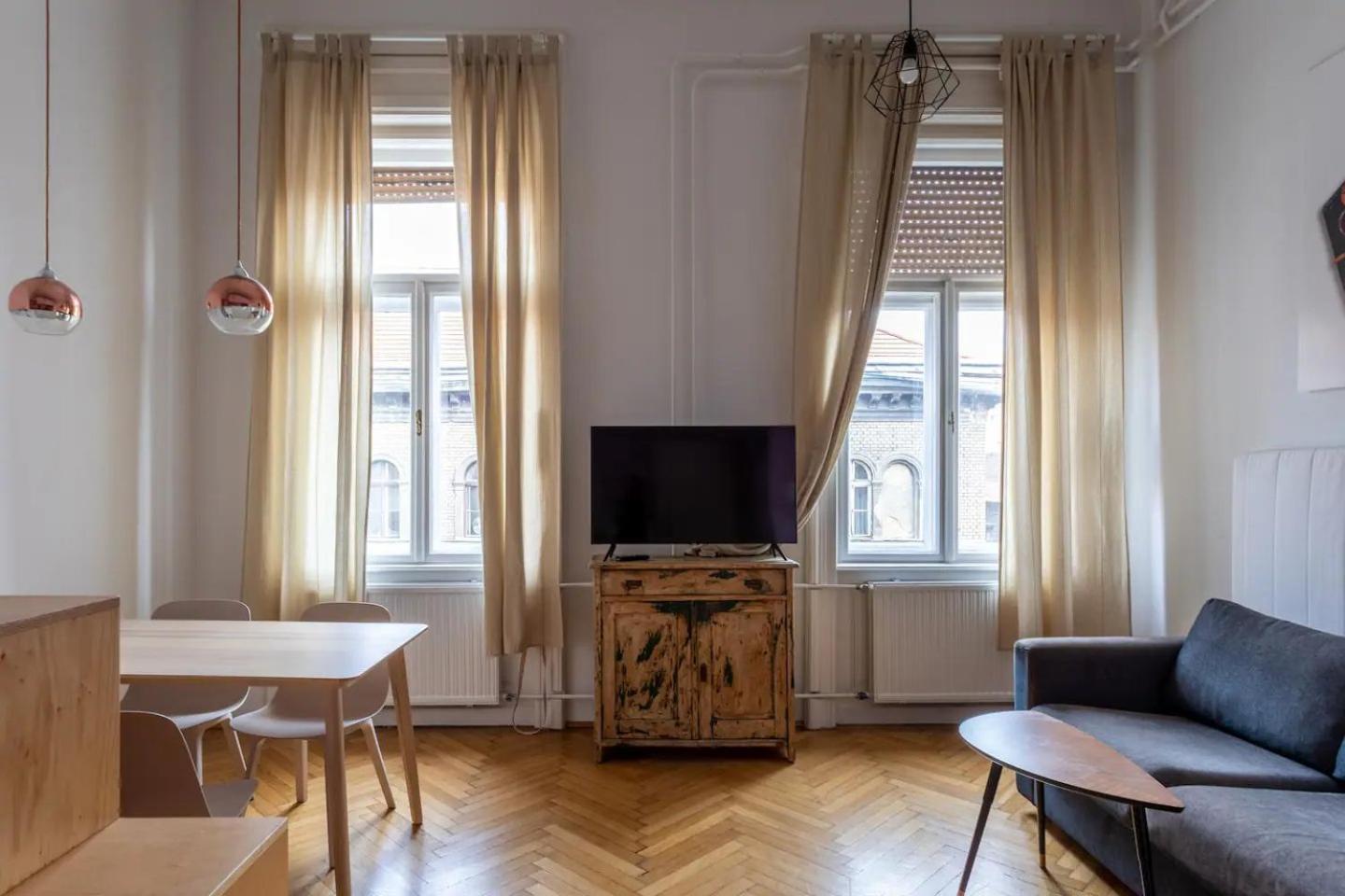 Budapestayz - Izabella Апартаменты